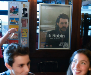 Ambient Media Werbeplakat